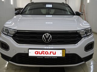 2021 Volkswagen T-Roc I, белый, 3625000 рублей, вид 3