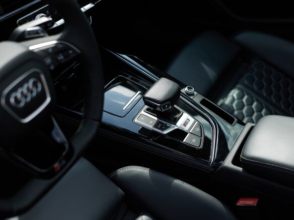 2021 Audi RS 4 IV (B9) Рестайлинг, синий, 8800000 рублей - вид 12