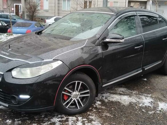 2011 Renault Fluence I, чёрный
