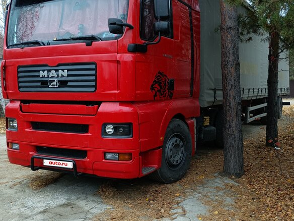2007 MAN TGA, красный, 3300000 рублей - вид 4