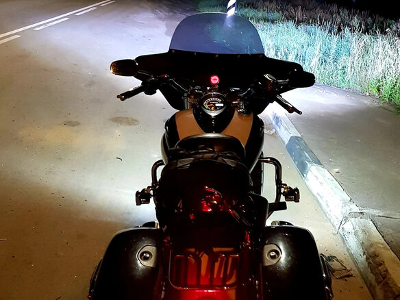 2011 Triumph Rocket 3, чёрный, 1180000 рублей - вид 3
