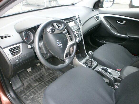 2014 Hyundai i30 II, коричневый, 1500000 рублей - вид 7