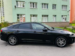 2021 Kia K5 III, чёрный, 2100000 рублей, вид 4