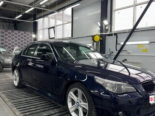 2004 BMW 5 серии 520i V (E60/E61), синий, 1100000 рублей, вид 4