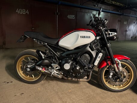 2020 Yamaha XSR900, красный, 1000000 рублей, вид 2