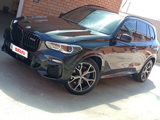2020 BMW X5 45e IV (G05/G18), чёрный, 9200000 рублей, вид 2