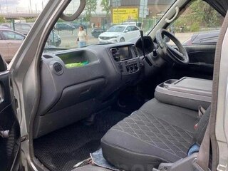 2002 Nissan Caravan IV (E25), серый, 790000 рублей, вид 5