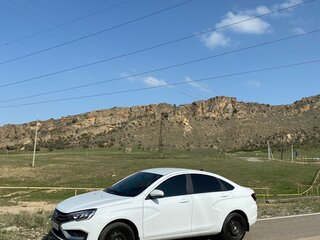 2023 Lada (ВАЗ) Vesta I Рестайлинг (NG), белый, 990000 рублей, вид 2
