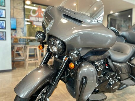 2023 Harley-Davidson Ultra Limited, синий, 3950000 рублей, вид 5