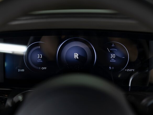 2026 Rolls-Royce Ghost Extended II Рестайлинг (Series II), чёрный, 68566496 рублей - вид 8