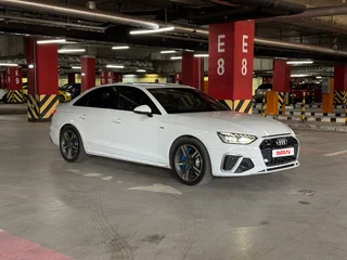 2021 Audi A4 45 TFSI V (B9) Рестайлинг, белый, 4500000 рублей, вид 2