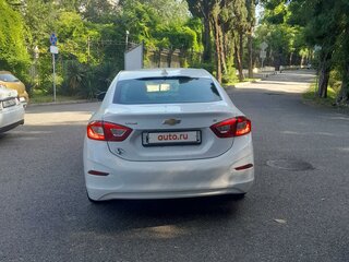 2017 Chevrolet Cruze II, белый, 900000 рублей, вид 5