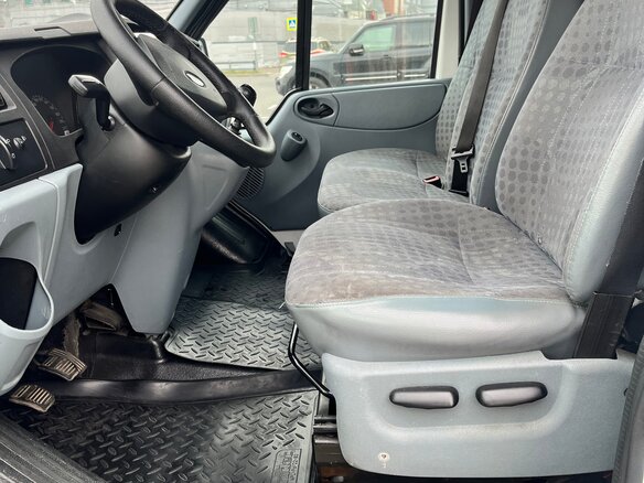 2013 Ford Transit, белый, 1100000 рублей - вид 9