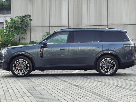 2026 Lynk & Co 900, синий, 7490000 рублей, вид 2