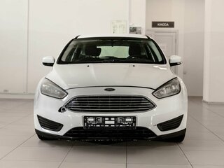 2017 Ford Focus III Рестайлинг, белый, 1000000 рублей, вид 2