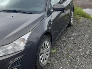 2013 Chevrolet Cruze I Рестайлинг, серый, 900000 рублей, вид 1