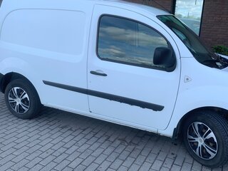 2012 Renault Kangoo II, белый, 500000 рублей, вид 4