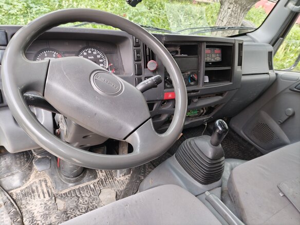 2014 Isuzu Elf (N-series), белый, 1300000 рублей - вид 8