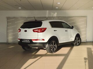 2013 Kia Sportage III, белый, 1550000 рублей, вид 4