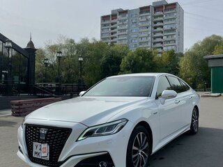 2019 Toyota Crown XV (S220), белый, 3900000 рублей, вид 5