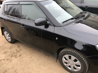 2013 Skoda Fabia II Рестайлинг, чёрный, 380000 рублей, вид 2