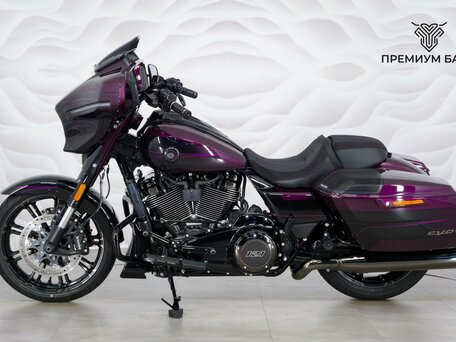 2025 Harley-Davidson CVO Street Glide, фиолетовый, 4499000 рублей, вид 2