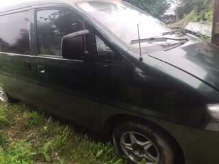 1997 Hyundai Starex I, зелёный, 365000 рублей, вид 2