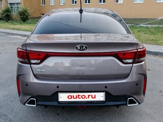 2021 Kia Rio IV Рестайлинг, коричневый, 1300000 рублей, вид 3