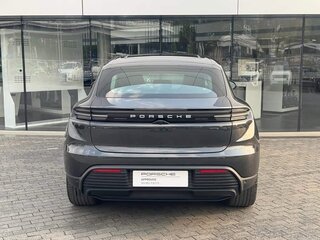 2024 Porsche Macan 4 II, чёрный, 9750000 рублей, вид 4