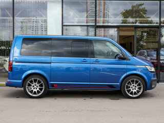 2020 Volkswagen Multivan T6 Рестайлинг, синий, 6790000 рублей, вид 4