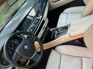 2010 BMW 5 серии Gran Turismo 530d VI (F10/F11/F07), пурпурный, 1900000 рублей, вид 4