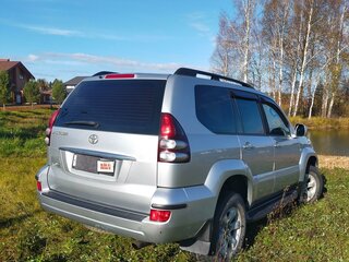 2008 Toyota Land Cruiser Prado 5-speed 120 Series Рестайлинг, серебристый, 3500000 рублей, вид 4