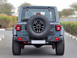 2025 Jeep Wrangler IV (JL) Рестайлинг, серый, 9690000 рублей, вид 4