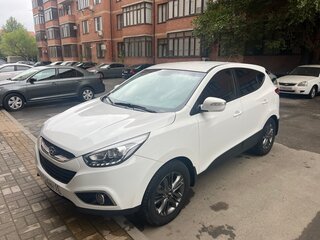 2015 Hyundai ix35 I Рестайлинг, белый, 1530000 рублей, вид 1