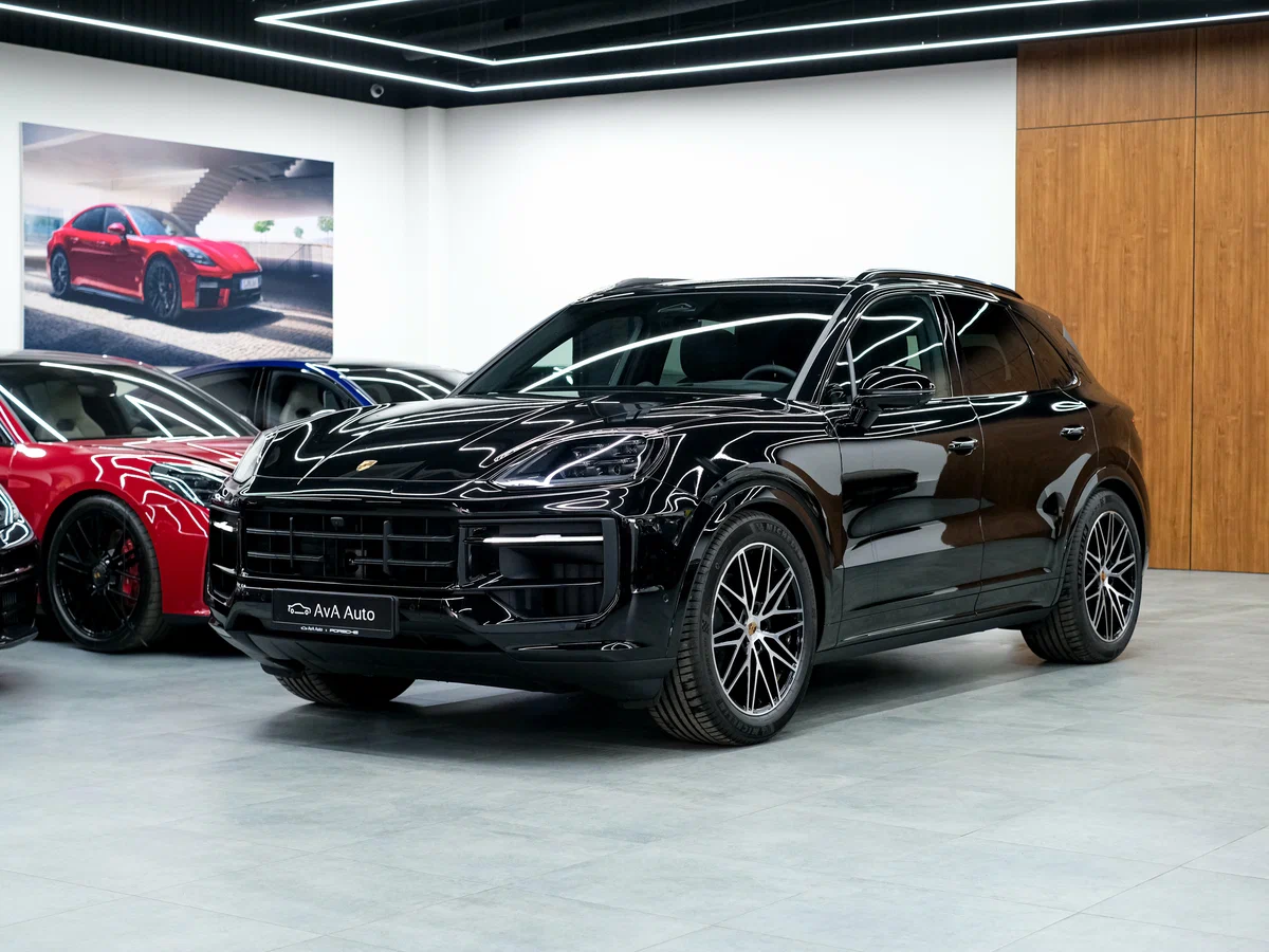 Открыть фотографии: Porsche Cayenne III Рестайлинг