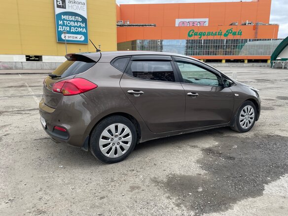 2012 Kia Ceed II, коричневый, 770000 рублей - вид 5