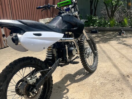 2025 Kawasaki 100, чёрный, 55000 рублей, вид 4