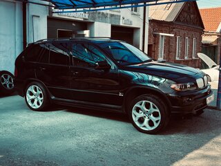 2005 BMW X5 4.4i I (E53) Рестайлинг, чёрный, 1450000 рублей, вид 3