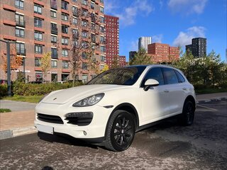 2010 Porsche Cayenne II (958), бежевый, 1950000 рублей, вид 1