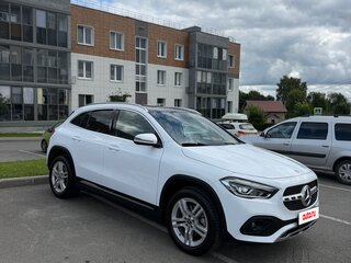 2022 Mercedes-Benz GLA 200 II (H247), белый, 4200000 рублей, вид 4