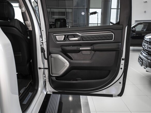 2026 Ram 1500 Crew Cab V Рестайлинг, белый, 10814927 рублей - вид 21