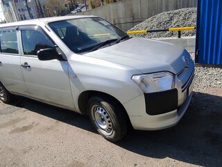 2016 Toyota Succeed I Рестайлинг, серебристый, 850000 рублей, вид 3