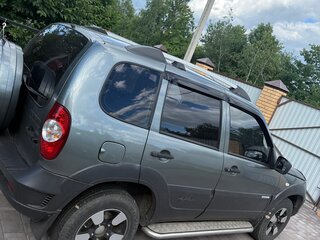 2012 Chevrolet Niva I Рестайлинг, серый, 370000 рублей, вид 3