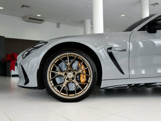 2026 Mercedes-Benz AMG GT 63 S E Performance II, серый, 28900000 рублей, вид 4