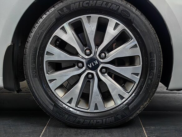 2016 Kia Ceed II Рестайлинг, серебристый, 1029000 рублей - вид 22