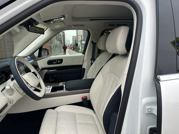 2026 Zeekr 9X 70 kWh, чёрный, 11250000 рублей - вид 3