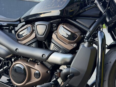 2021 Harley-Davidson Sportster S, чёрный, 1800000 рублей, вид 2