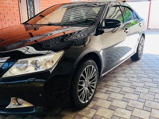 2012 Toyota Camry VII (XV50), чёрный, 1550000 рублей, вид 1