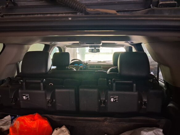 2011 Chevrolet Tahoe 6AT III, чёрный, 2250000 рублей - вид 6
