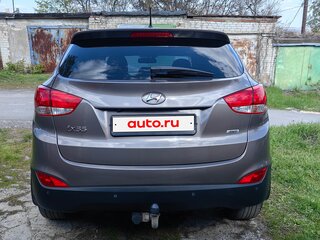 2015 Hyundai ix35 I Рестайлинг, коричневый, 1500000 рублей, вид 3
